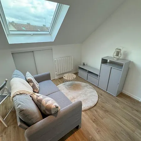 Cyr Apartment